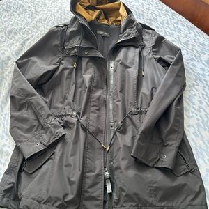 Mackage Black XL Women’s raincoat with detachable hood and gold accent trim